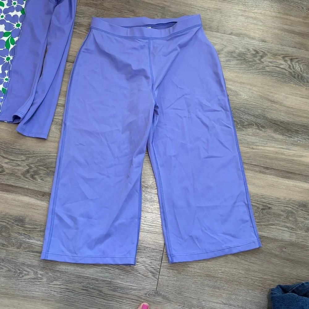 NWT Lands End 2 piece rash guard top and cropped pants set girls Sz 16